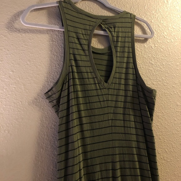 EXPRESS | Striped Keyhole Maxi - Picture 4 of 6